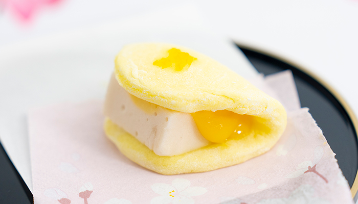 田子の月との産学連携授業で、生徒が考えて商品化されたお菓子