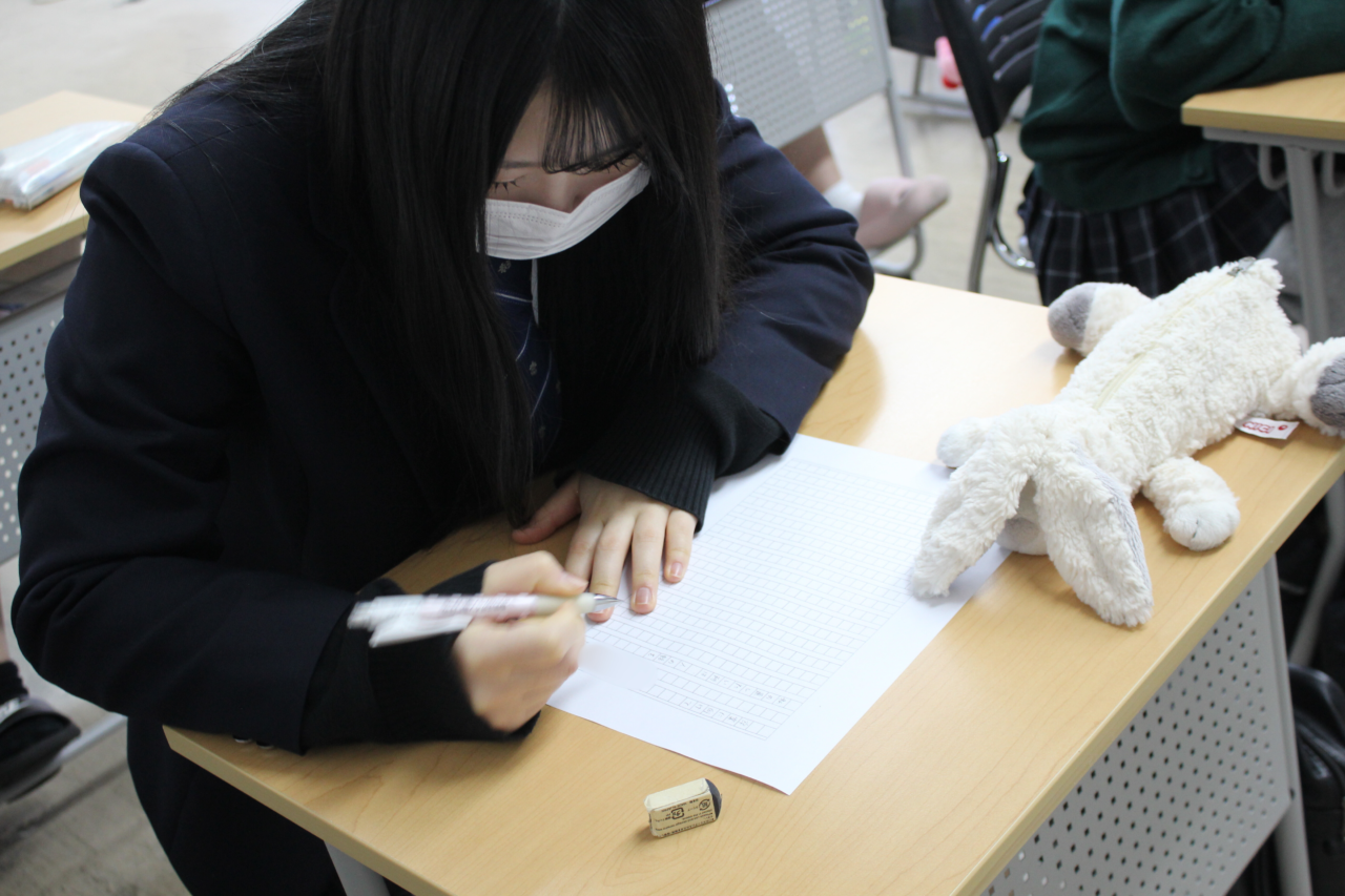 3年生が一年を振り返り、次の一歩を考えました