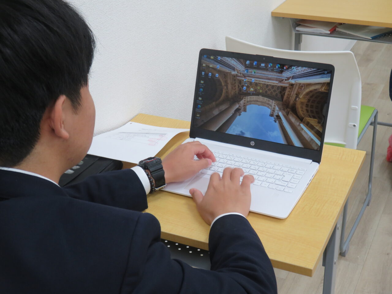 伝える力を育む！プレゼンに挑戦