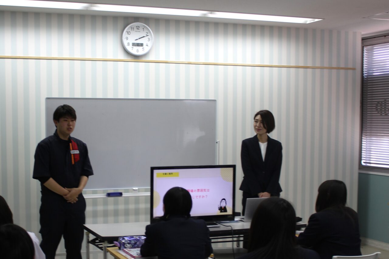 卒業生の立派な姿に刺激！全学年対象の進路ガイダンスを実施