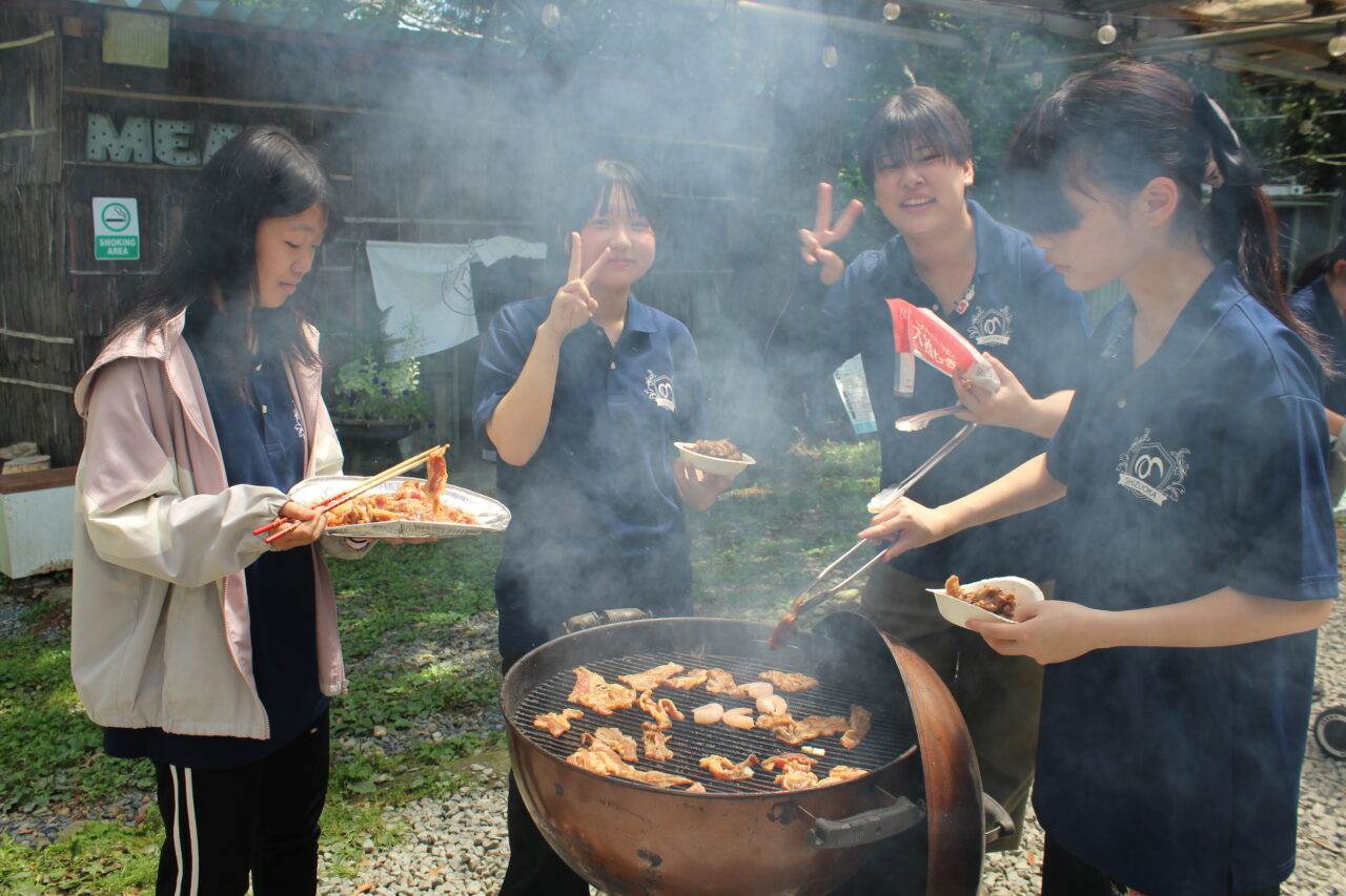学年を超えて交流！MIYAKODA BBQ FIELDで笑顔あふれる遠足を実施