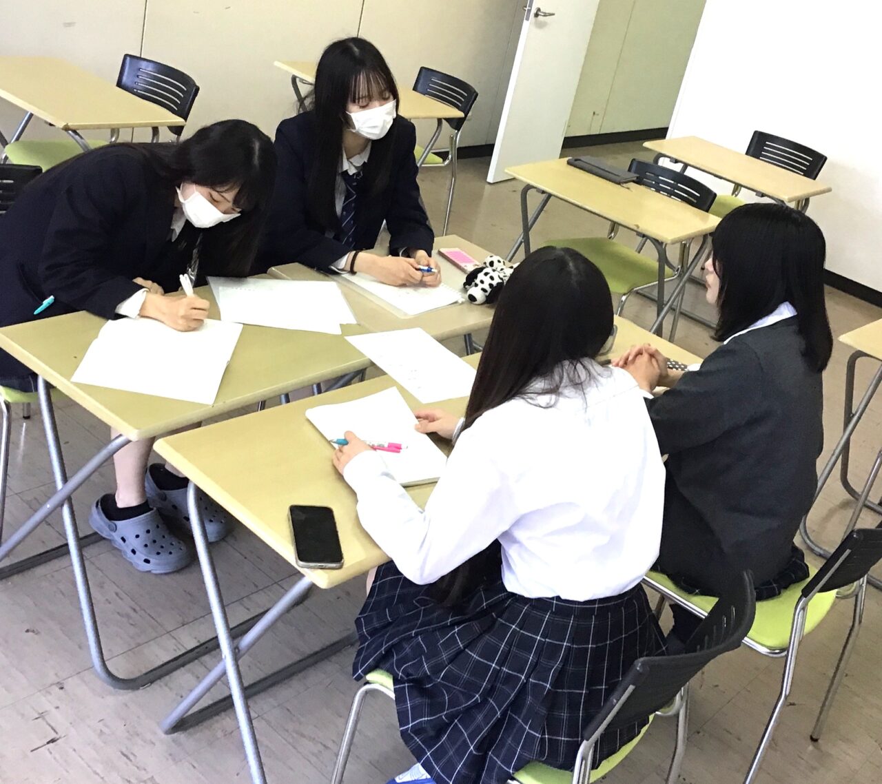 生徒主体で進む準備！静岡校で今年度最初の生徒会が開催されました