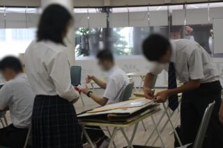 夏休みの登校日も田子の月プロジェクト。動画と看板を制作しています